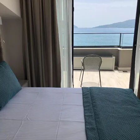 유누스 말마리스