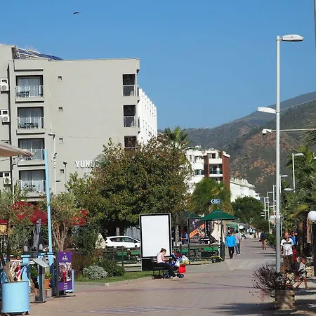 Yunus Marmaris